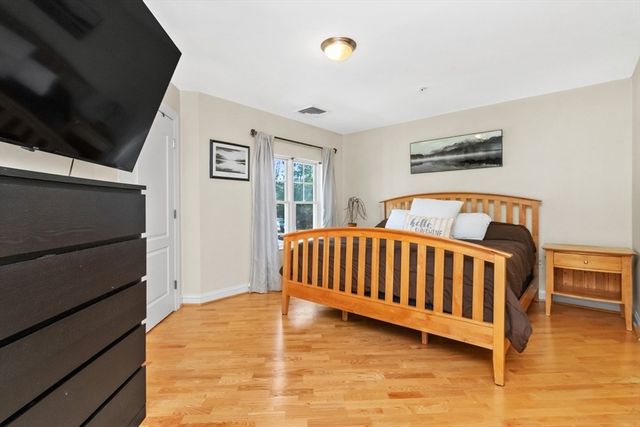 501 Commerce Dr 2204, Braintree, MA 02184