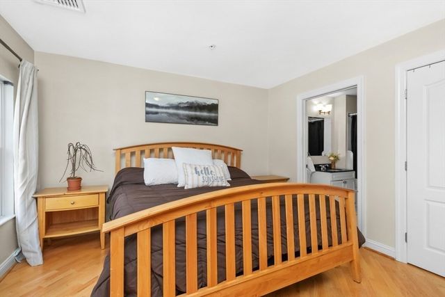 501 Commerce Dr 2204, Braintree, MA 02184