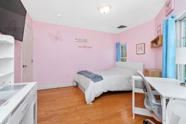 501 Commerce Dr 2204, Braintree, MA 02184