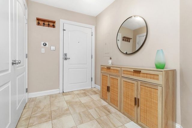 501 Commerce Dr 2204, Braintree, MA 02184