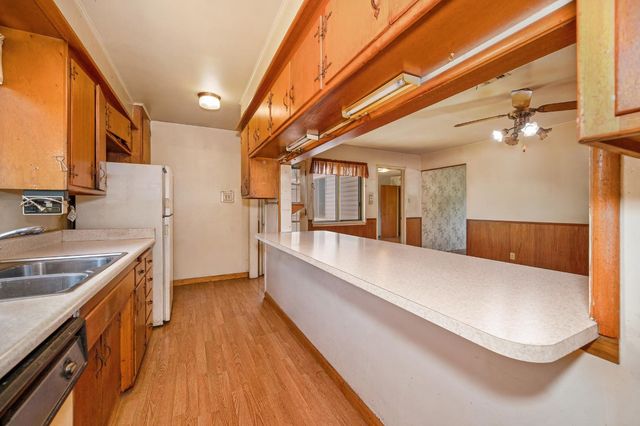 4764 Hixon Cir, Carmichael, CA 95608