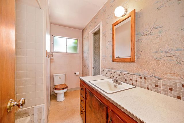 4764 Hixon Cir, Carmichael, CA 95608