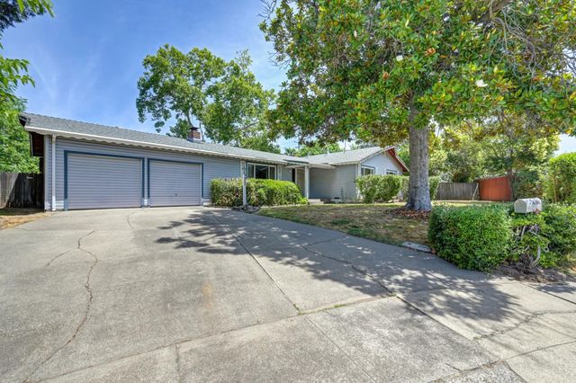 4764 Hixon Cir, Carmichael, CA 95608