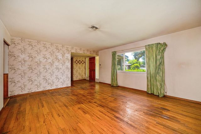4764 Hixon Cir, Carmichael, CA 95608