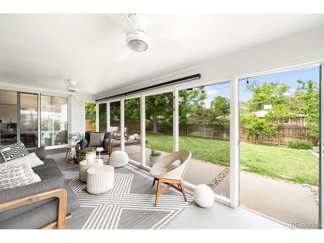 215 Oakland St, Aurora, CO 80010
