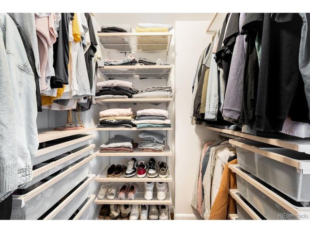 215 Oakland St, Aurora, CO 80010