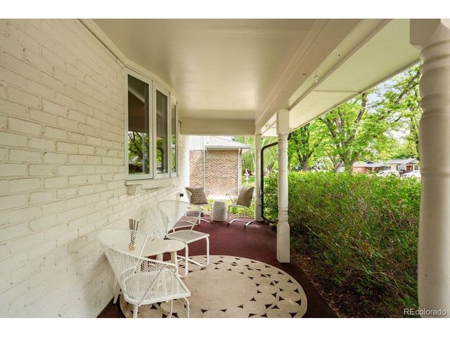 215 Oakland St, Aurora, CO 80010