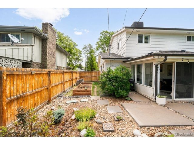215 Oakland St, Aurora, CO 80010