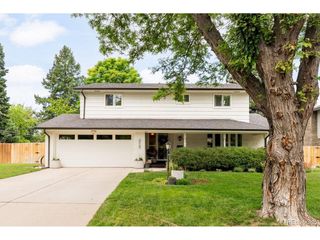 215 Oakland St, Aurora, CO 80010