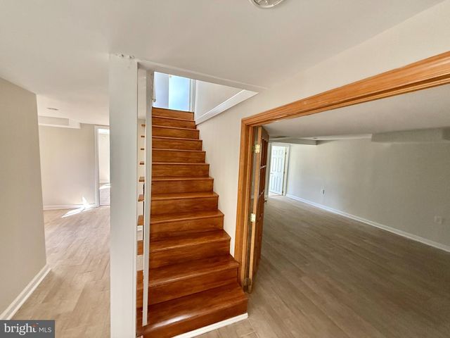 7401 CAMP ALGER AVE, Falls Church, VA 22042