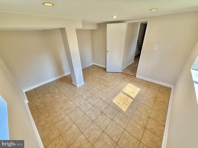 7401 CAMP ALGER AVE, Falls Church, VA 22042