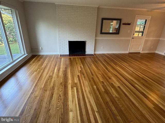 7401 CAMP ALGER AVE, Falls Church, VA 22042