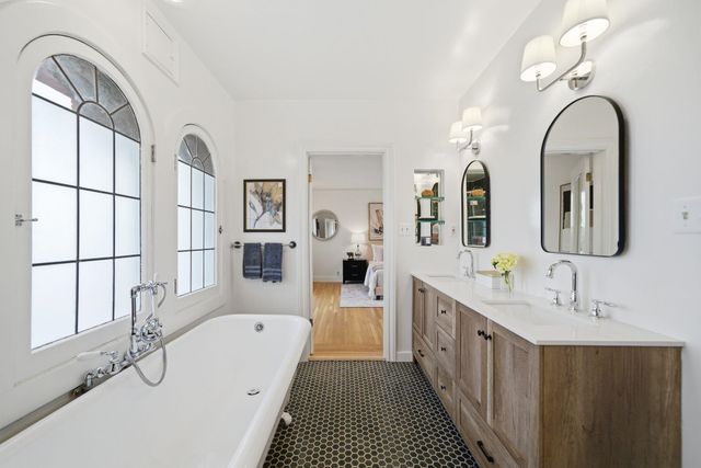 662 Calmar Ave., Oakland, CA 94610