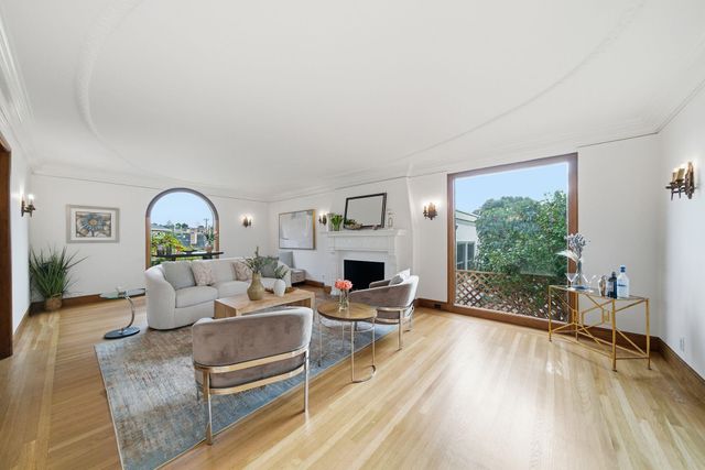 662 Calmar Ave., Oakland, CA 94610