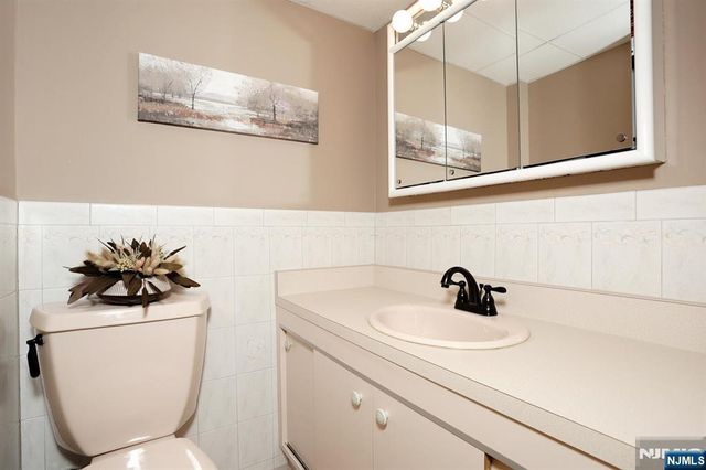 79 Bell Avenue, Saddle Brook, NJ 07663