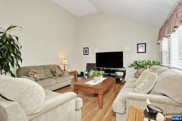 79 Bell Avenue, Saddle Brook, NJ 07663
