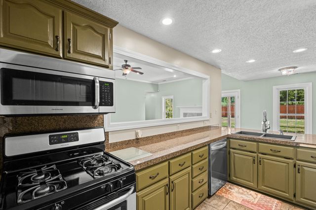 371 BRIERHEDGE RD, Covington, TN 38019