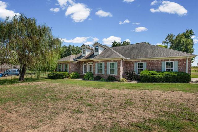 371 BRIERHEDGE RD, Covington, TN 38019
