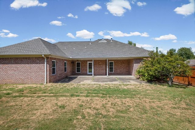 371 BRIERHEDGE RD, Covington, TN 38019