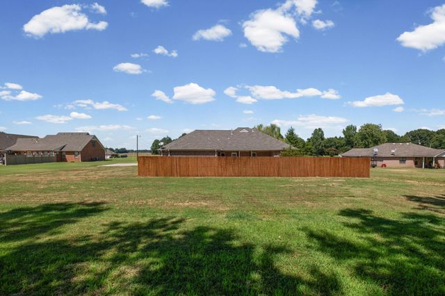 371 BRIERHEDGE RD, Covington, TN 38019