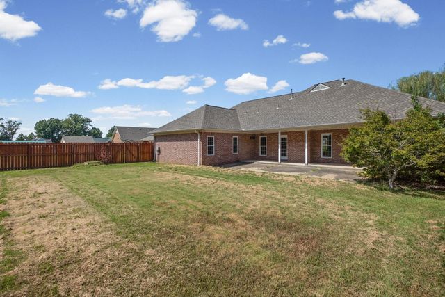 371 BRIERHEDGE RD, Covington, TN 38019