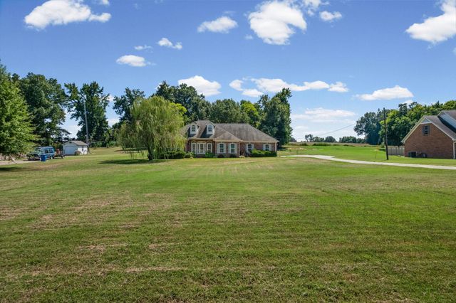 371 BRIERHEDGE RD, Covington, TN 38019