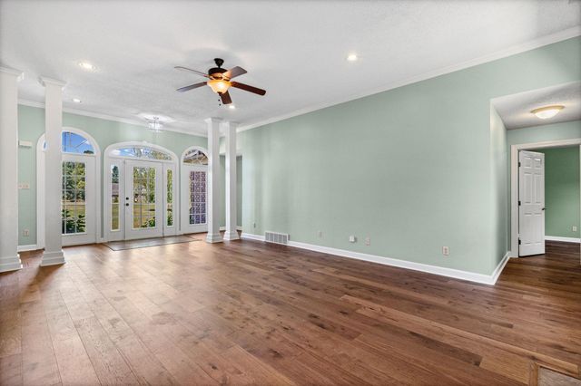 371 BRIERHEDGE RD, Covington, TN 38019
