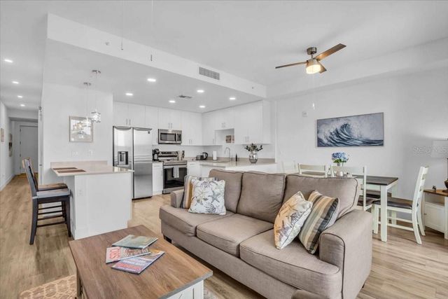 1703 N TAMIAMI TRAIL 304, Sarasota, FL 34234