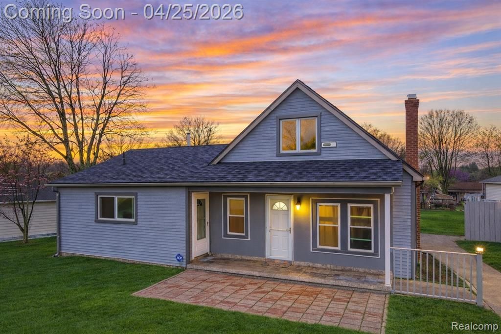 1951 N Crown Street, Westland, MI 48185