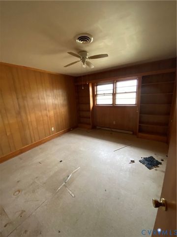 222 Beaver Dam Rd, Waverly, VA 23890