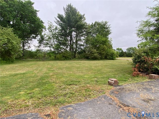 222 Beaver Dam Rd, Waverly, VA 23890