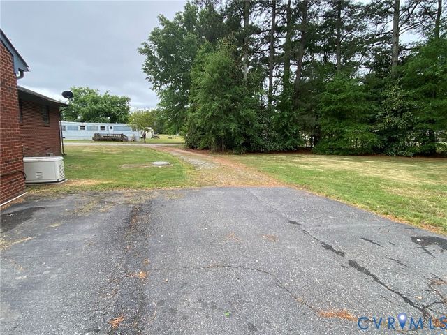 222 Beaver Dam Rd, Waverly, VA 23890