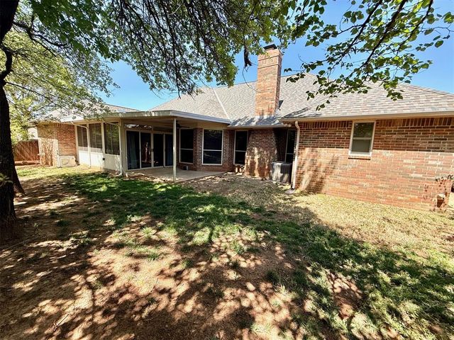 3900 Chickasha, Edmond, OK 73013