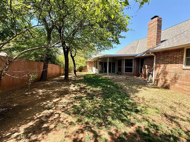 3900 Chickasha, Edmond, OK 73013