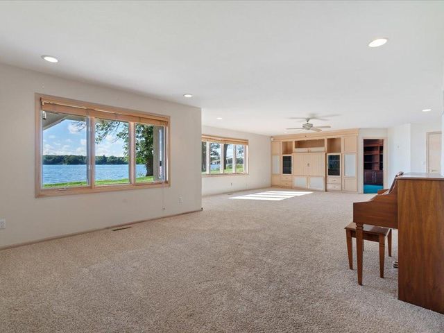 402 2nd Street SE, Crosby, MN 56441