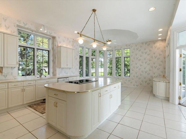 402 2nd Street SE, Crosby, MN 56441