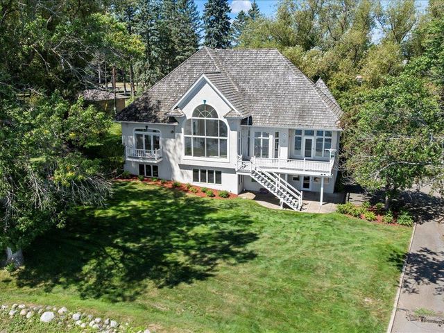 402 2nd Street SE, Crosby, MN 56441