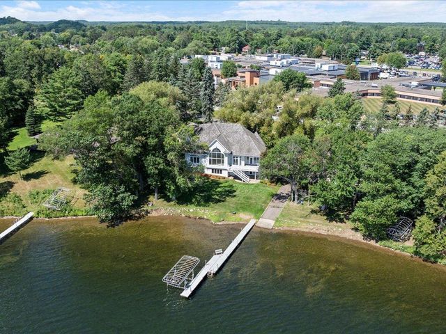 402 2nd Street SE, Crosby, MN 56441