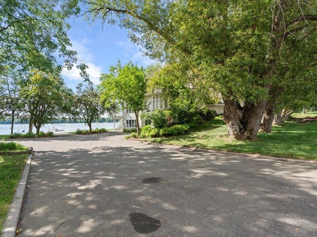 402 2nd Street SE, Crosby, MN 56441