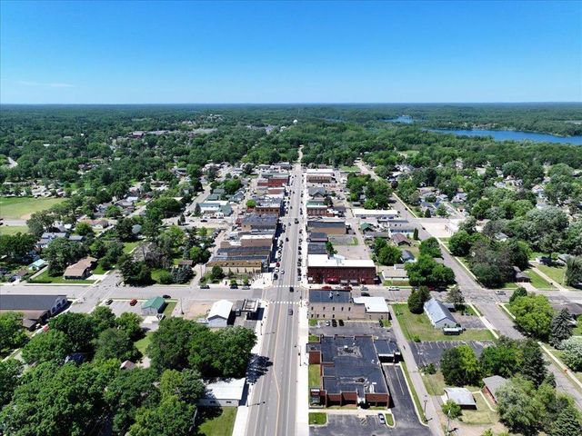 402 2nd Street SE, Crosby, MN 56441