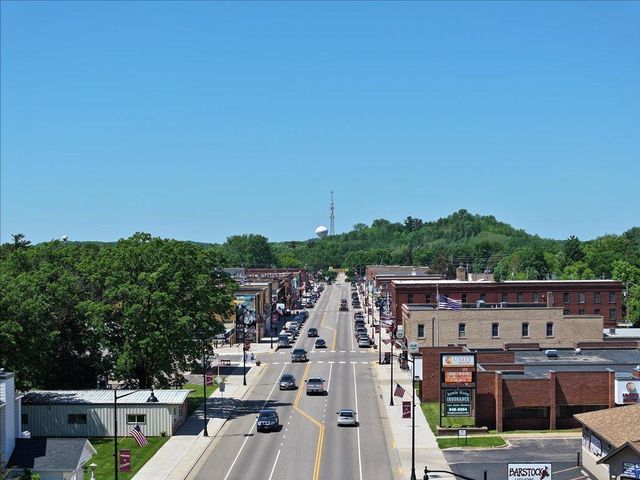 402 2nd Street SE, Crosby, MN 56441