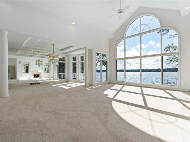 402 2nd Street SE, Crosby, MN 56441