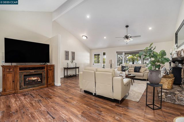 5224 Concord Blvd, Concord, CA 94521