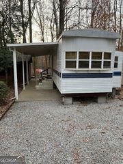 79 Maplewood, Cleveland, GA 30528