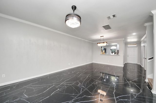 6931 Primrose Road, Baytown, TX 77521