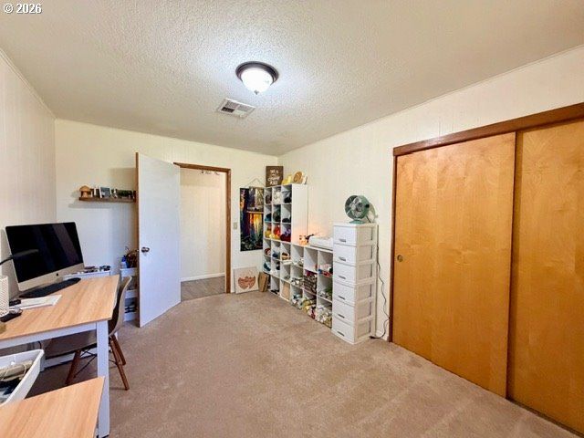 95717 PINEWOOD Ln, Brookings, OR 97415