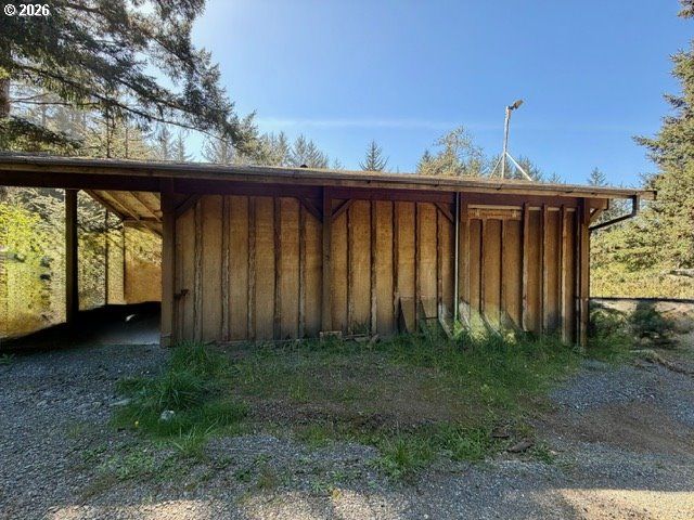95717 PINEWOOD Ln, Brookings, OR 97415