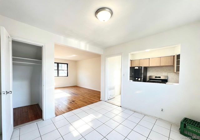 6722 136th Street A, Flushing, NY 11367