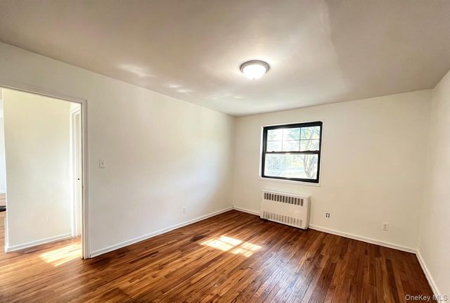 6722 136th Street A, Flushing, NY 11367