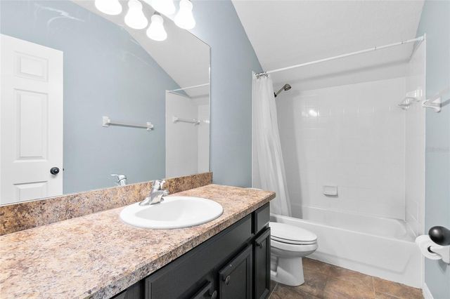523 LAKE DAVENPORT CIRCLE, Davenport, FL 33837